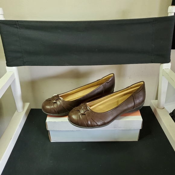 SOUL NATURALIZER Womens Gift Ballet Flat Size 9.5W - Picture 6 of 11